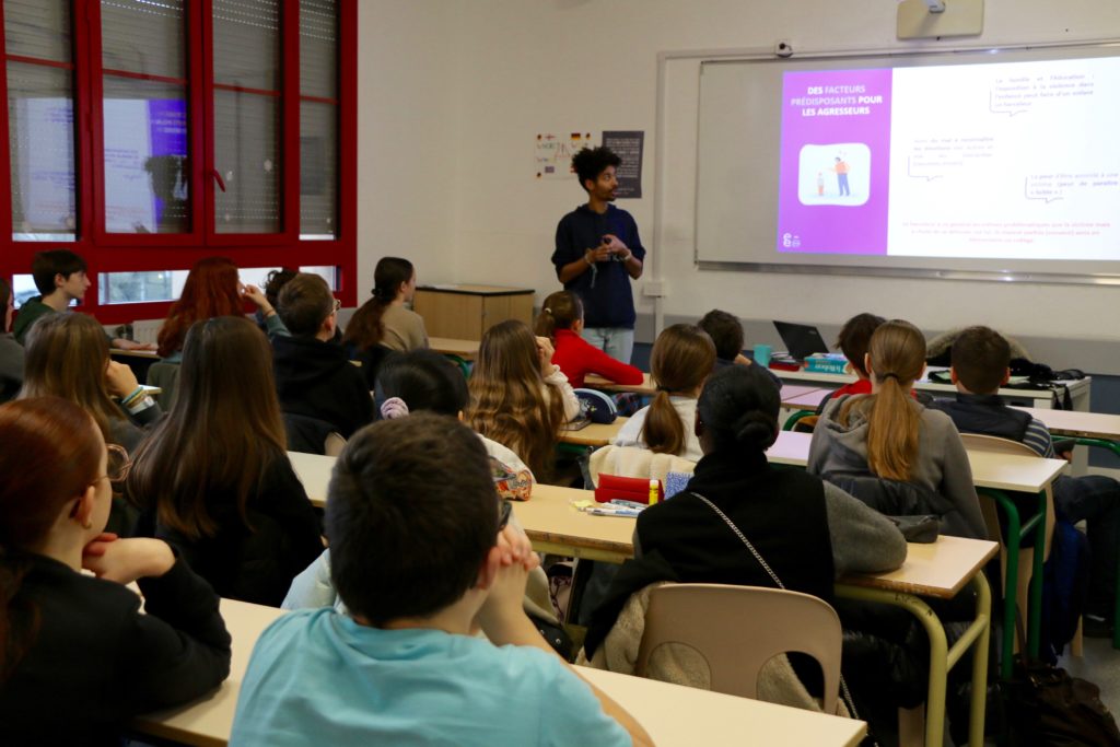 Intervenant en classe de 4ème