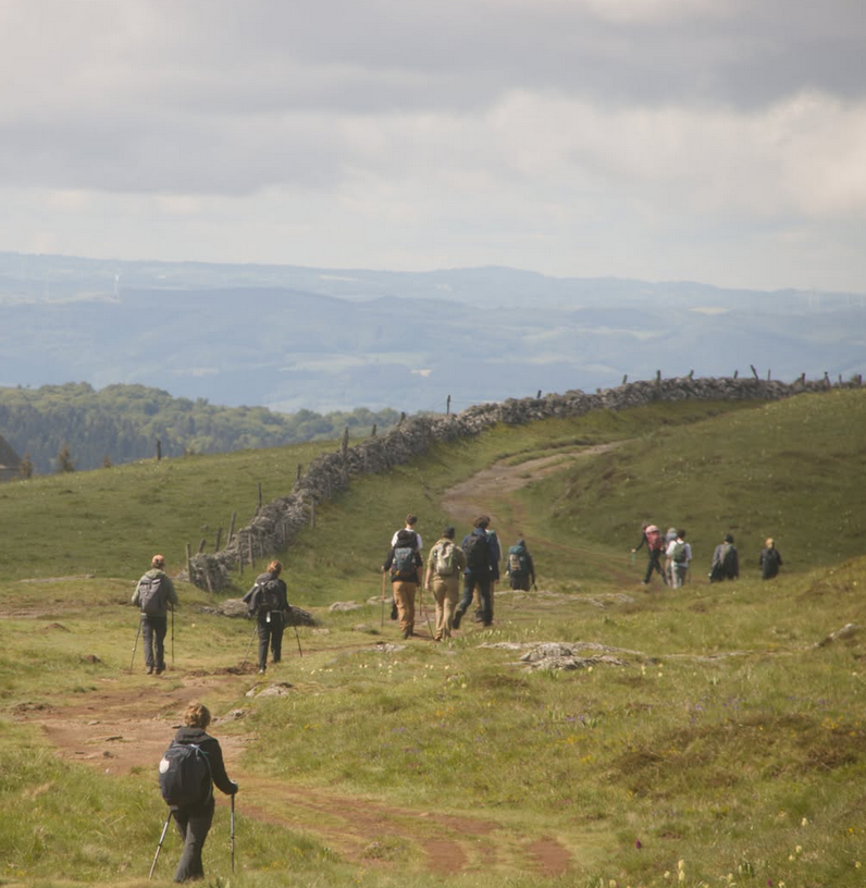Sur les chemins de Compostelle : une aventure humaine et sportive pour nos élèves